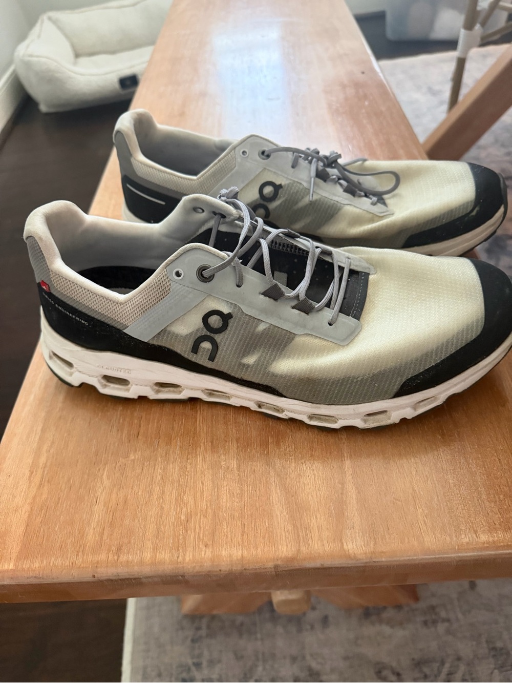 On Cloudvista Men’s Trail Running Shoes Glacier Black Size 11 EU 45